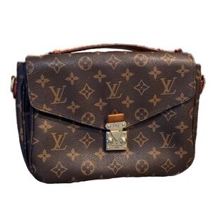 Louis Vuitton Pochette Métis Monogram Crossbody Bag in Brown M44875